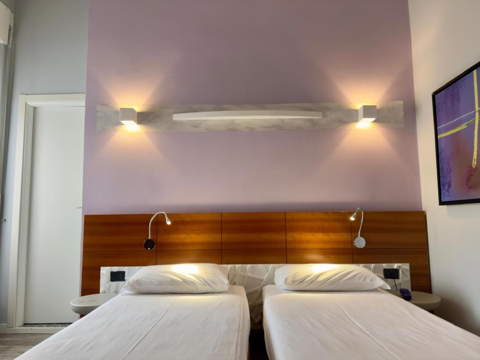 Hotel Europa วาเรเซ ภายนอก รูปภาพ