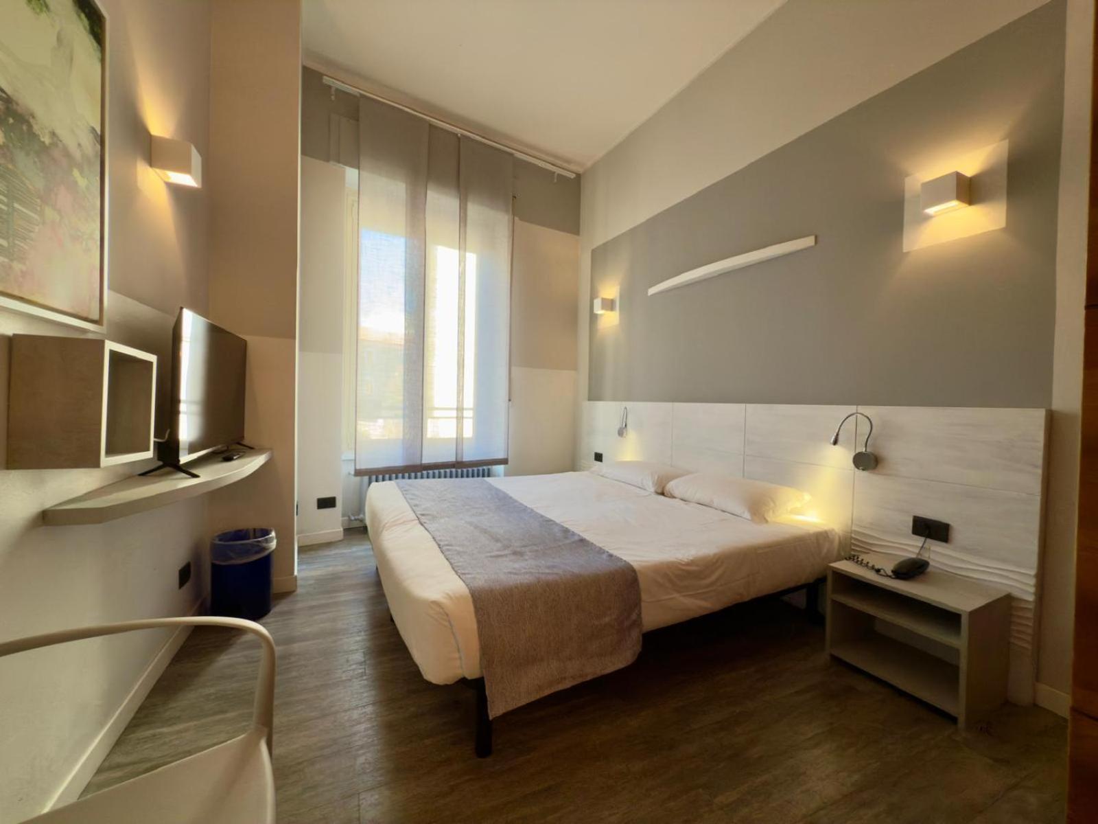 Hotel Europa วาเรเซ ภายนอก รูปภาพ
