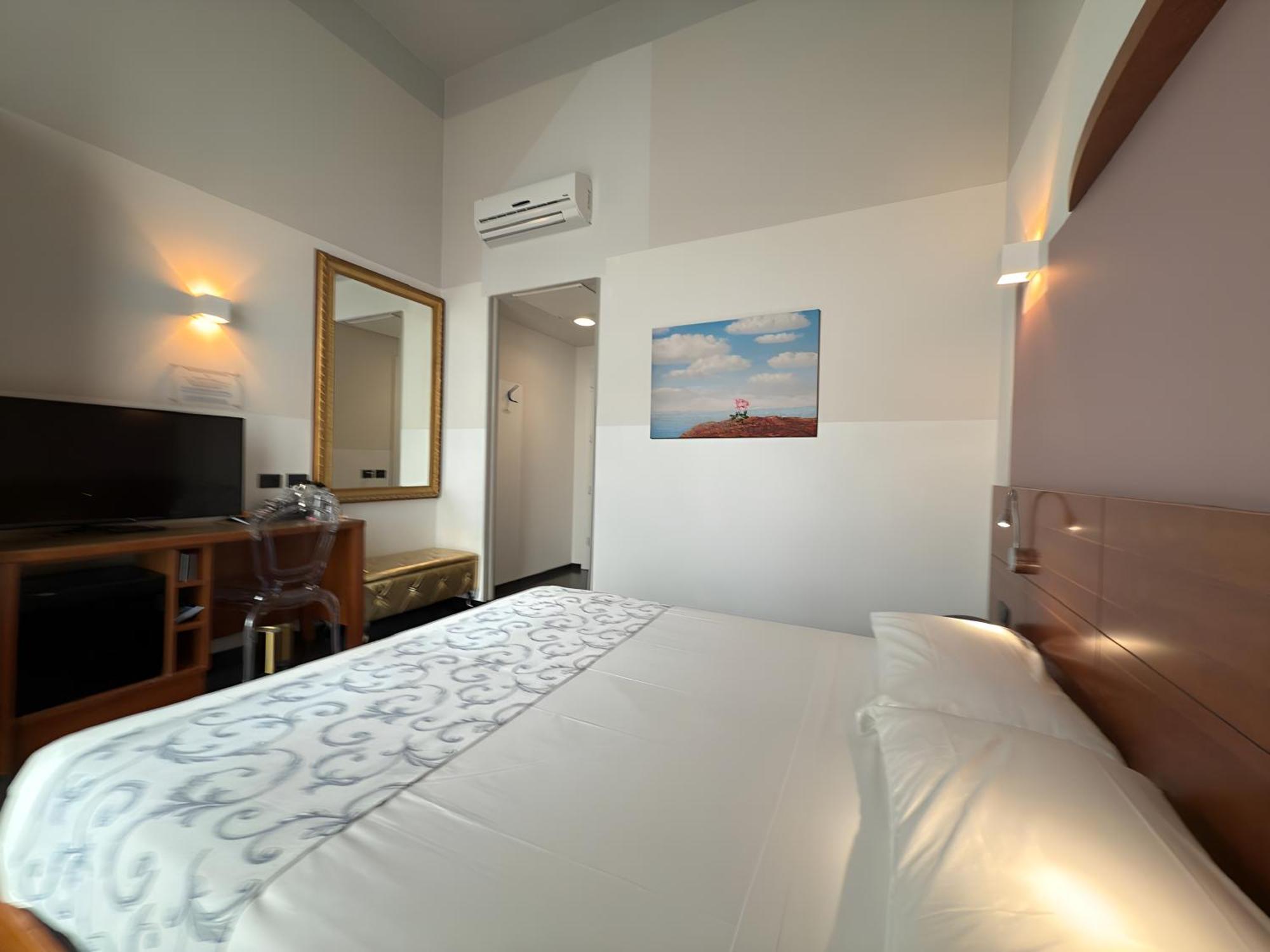 Hotel Europa วาเรเซ ภายนอก รูปภาพ