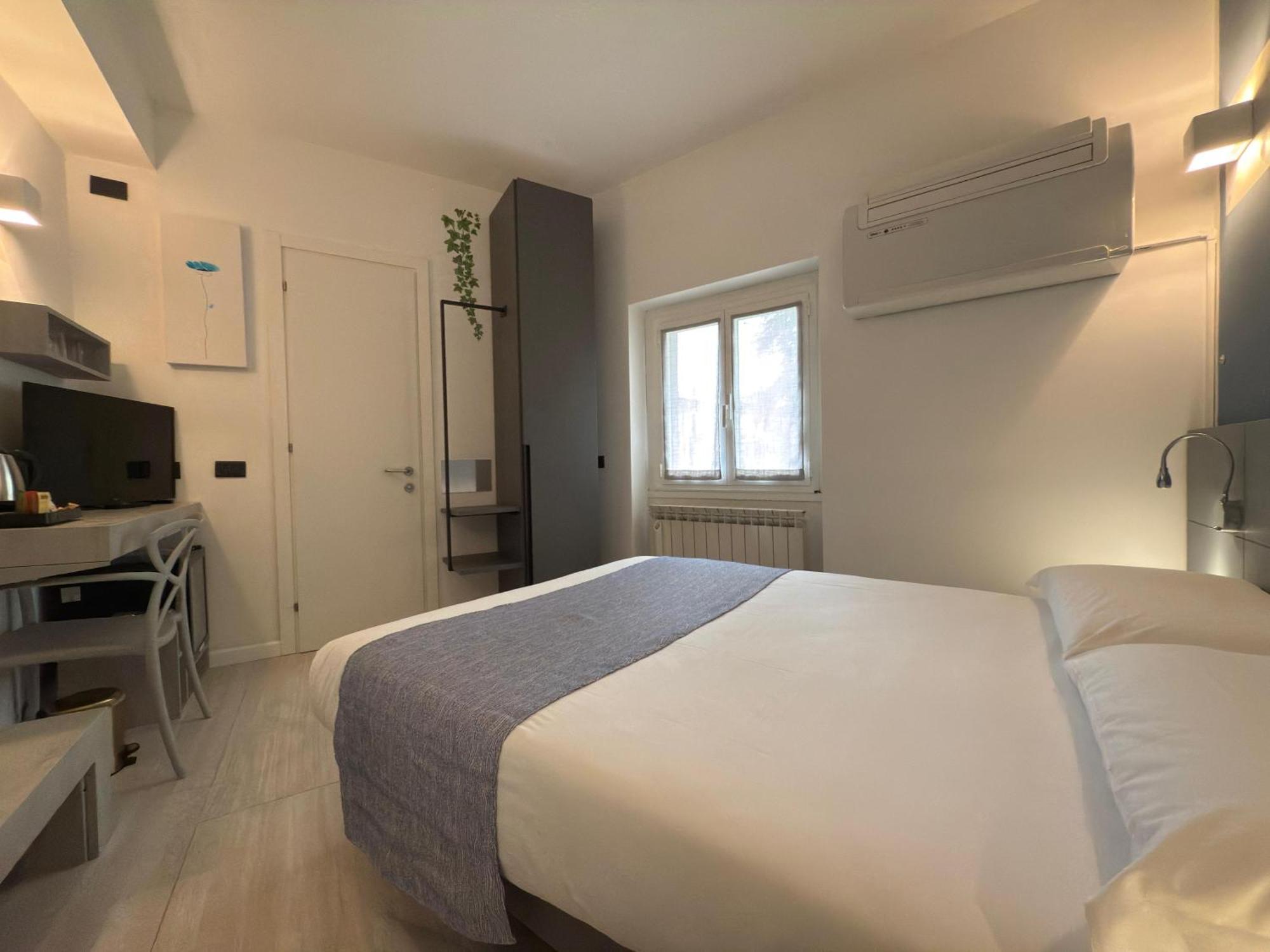 Hotel Europa วาเรเซ ภายนอก รูปภาพ