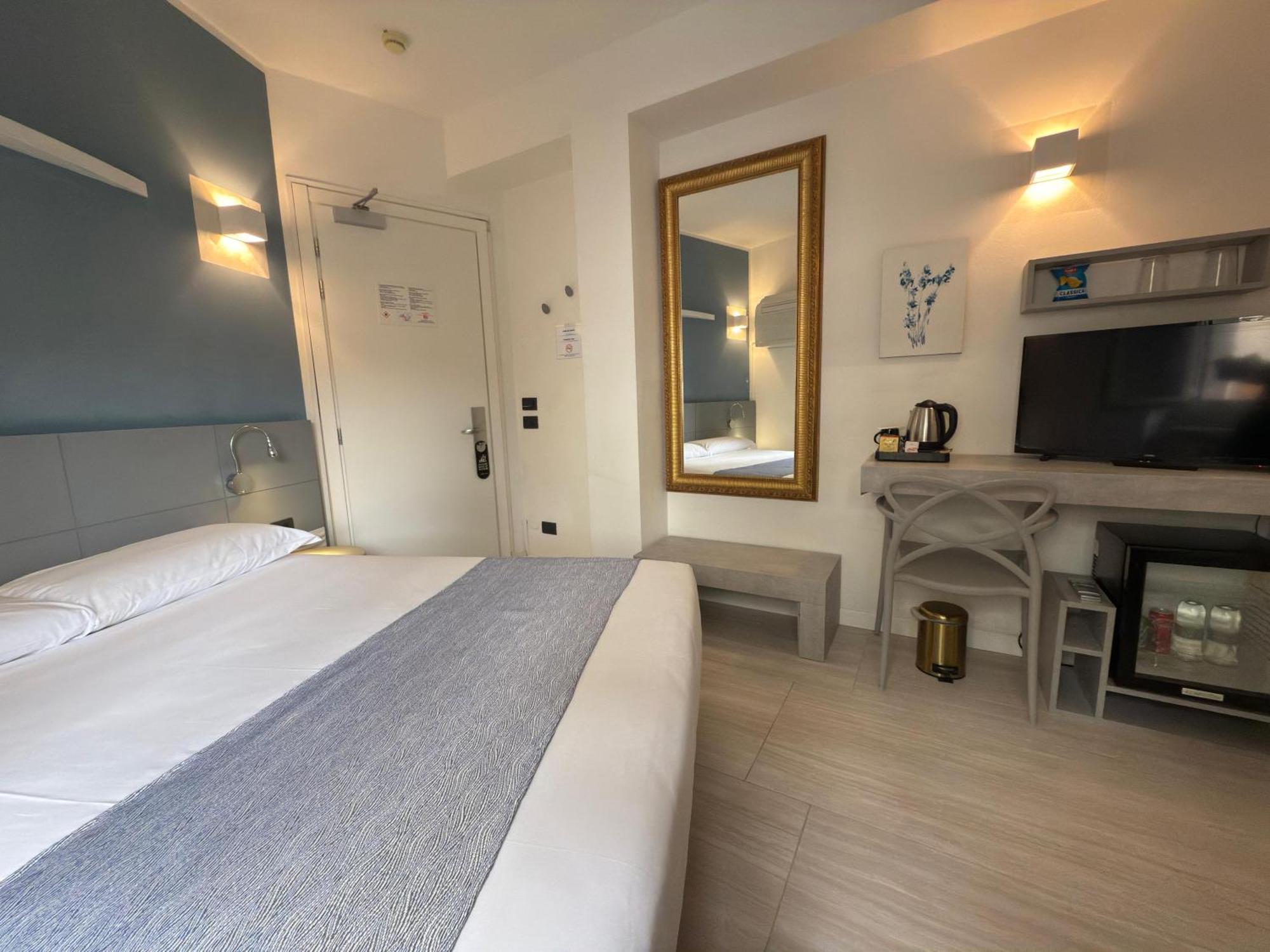 Hotel Europa วาเรเซ ภายนอก รูปภาพ