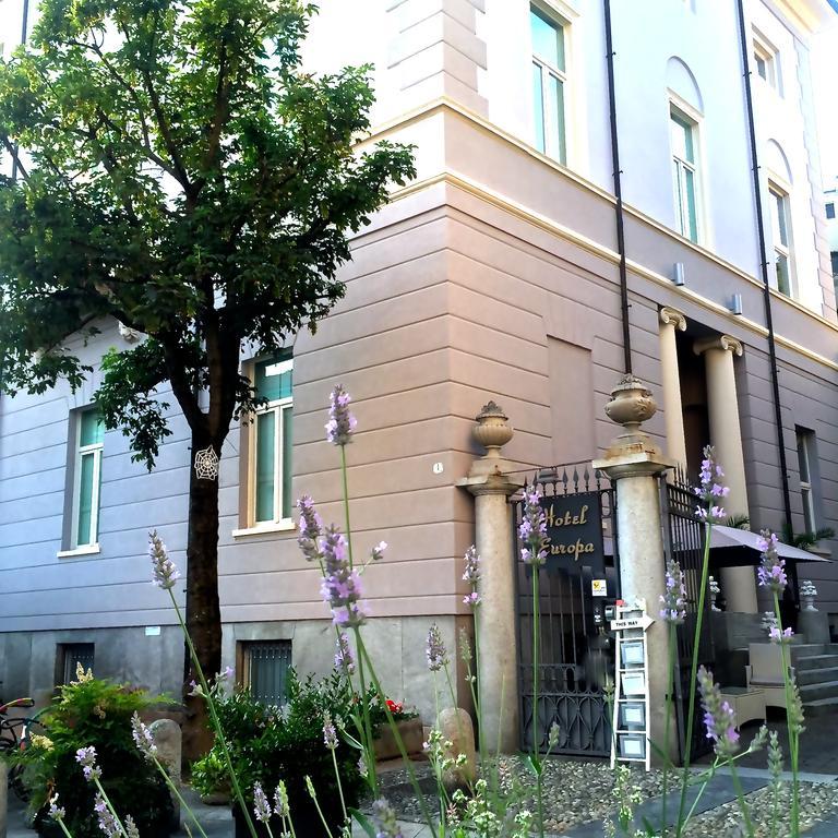 Hotel Europa วาเรเซ ภายนอก รูปภาพ